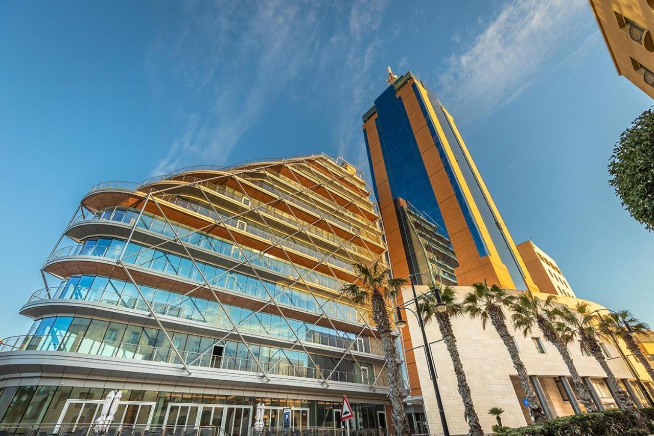 Stylish 2Br Apartment In Central St Julians Saint Julian's ภายนอก รูปภาพ